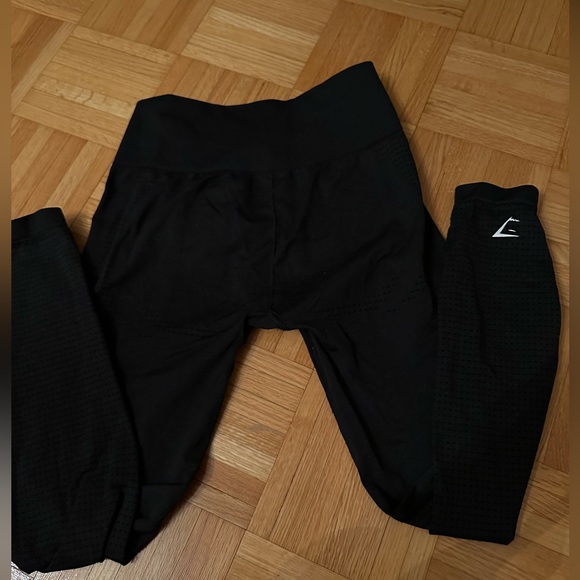 Black Seamless Leggings - Picture 3 of 3